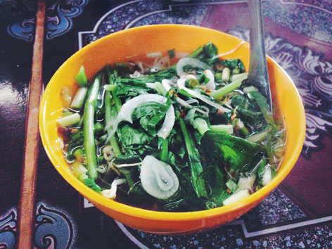 Guitiyo, a Khmer soup with glass noodles in Cambodia