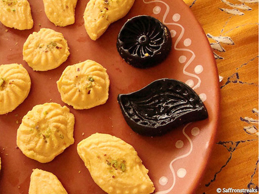 Recipe for aam sandesh, or mango fudge, a Bengali sweet from Calcutta