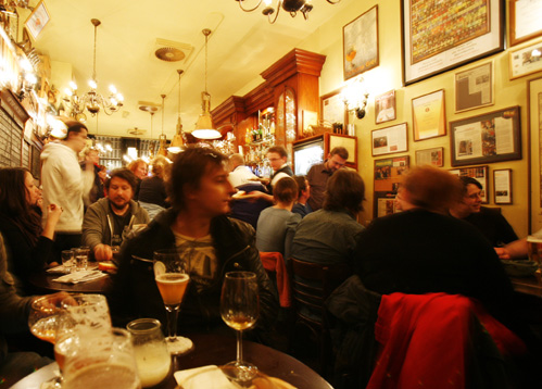 Interior of Arendsnest, a beer bar in Amsterdam