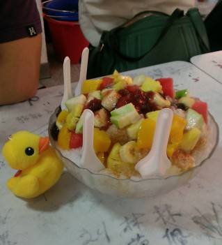 Frozen ice with fresh fruit in Taiwan