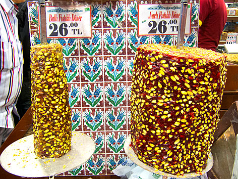 Fruit doner at the spice bazaar in Istanbul, Turkey