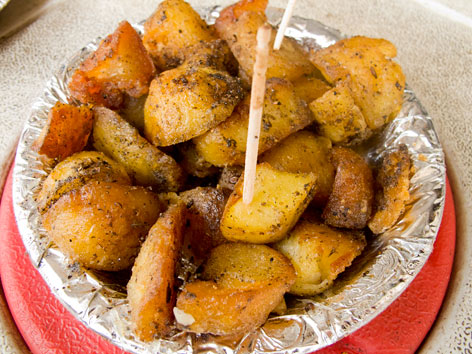 Aloo chaat from Hira Lal Chaat in Delhi, India. 